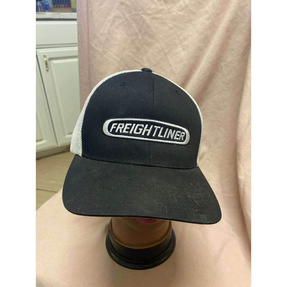 FreightLiner Delta Truck Center Flex Fit Hat Size
